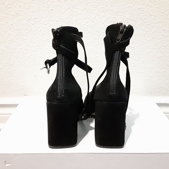 1 state - Picture 3 of 8